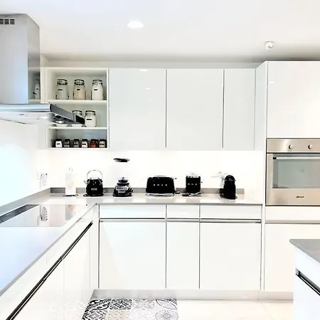 • Boutique 26 • In * Gambarogno