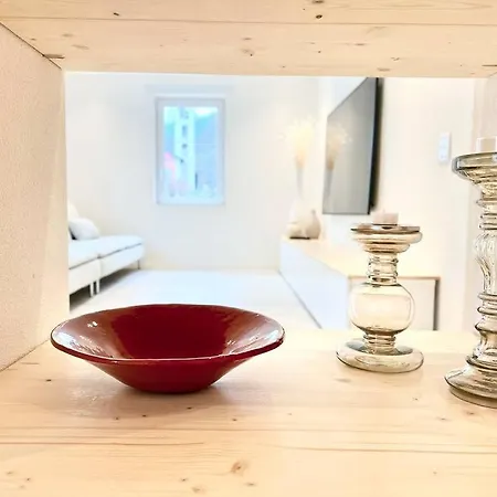 • Boutique 26 • In * Gambarogno