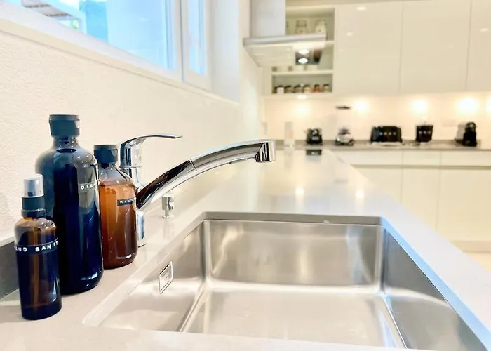 • Boutique 26 • In * Gambarogno