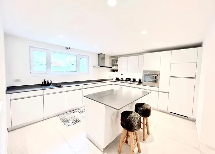 Nyaraló • Boutique 26 • In Gambarogno